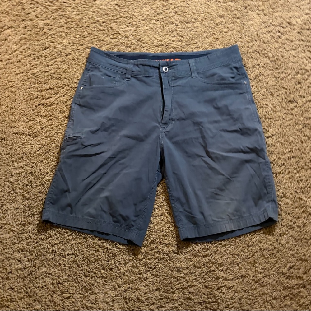 Hawke & Co Man’s Viking Cotton Blend Stretch Cargo Shorts Blue Nights Size 32
